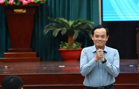 Cử tri TPHCM kiến nghị mạnh tay với thực phẩm bẩn, tháo gỡ quy hoạch treo