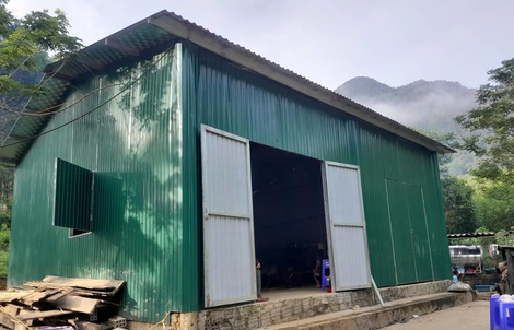 Truy bắt người đàn ông sát hại vợ cũ, 4 con nhỏ bơ vơ sau án mạng