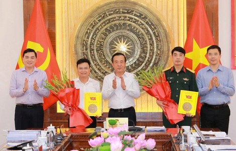 Thanh Hóa trao các quyết định của Ban Bí thư về công tác cán bộ
