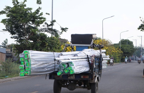Tập trung xử lý xe tự chế chở hàng cồng kềnh