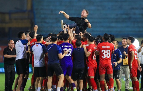 Vòng 23 V-League: CAHN đăng quang sớm, PVF-CAND trở lại chót bảng