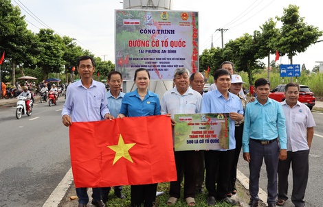 Khánh thành "Đường cờ Tổ quốc" thứ 20 tại TP Cần Thơ