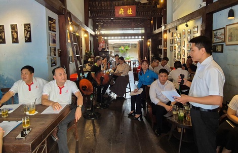 CÔNG ĐOÀN SÁT CÁNH VỚI NGƯỜI LAO ĐỘNG (*): Đối thoại để đồng hành phát triển