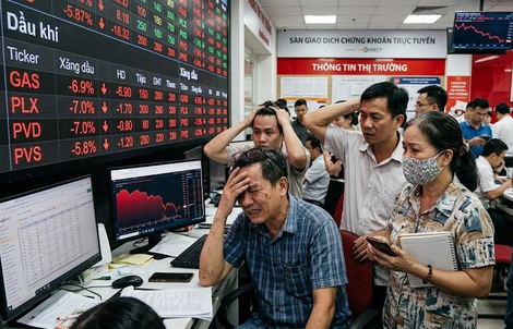 Nhà đầu tư cá nhân lại "đu đỉnh" khi hàng loạt cổ phiếu dầu khí nằm sàn