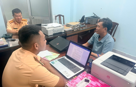 Tài xế nói lý do chạy ngược chiều ở TPHCM và bị phạt 19 triệu đồng