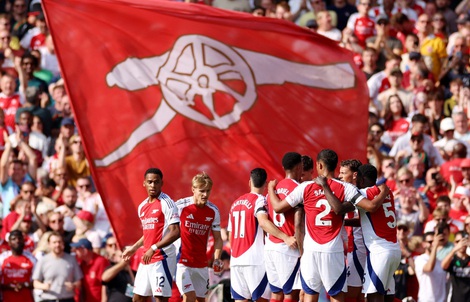 Bi kịch "đại gia" London: Arsenal về nhì, Tottenham sắp rớt hạng