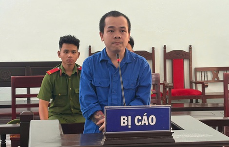 Con bị cưỡng đoạt dây chuyền, gia đình viết đơn xin giảm tội cho thủ phạm