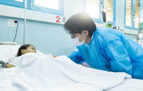 "Chồi Việt Nam" của ca sĩ Hà Anh Tuấn tiếp sức khát vọng sống cho bệnh nhi hiểm nghèo