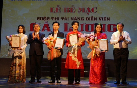 Trọng Nhân, Bích Trâm, Lê Hoàng Nghi, Ngân Hà đoạt giải Nhất cuộc thi Tài năng Diễn viên cải lương