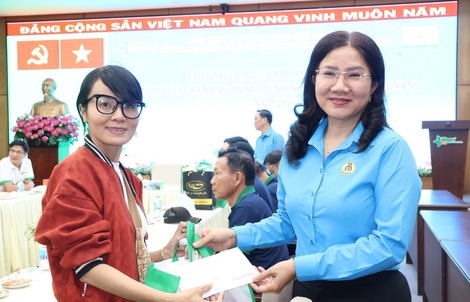 Ngày hội Công nhân Sagri: Trao quà, mở phiên chợ ưu đãi cho đoàn viên, người lao động
