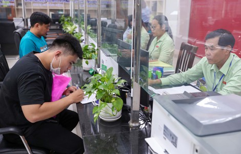 Lắng nghe người dân hiến kế:

Tái thiết chiến lược nhân tài