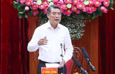 Thủ tướng Lê Minh Hưng làm việc với Ban Thường vụ Tỉnh ủy Vĩnh Long, chỉ đạo nhiều việc quan trọng