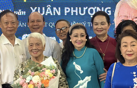 Hơn nửa thế kỷ ký ức của nhà văn Xuân Phượng