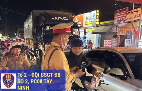 Hơn 4.000 xe bị kiểm tra, gần 150 trường hợp vi phạm nồng độ cồn