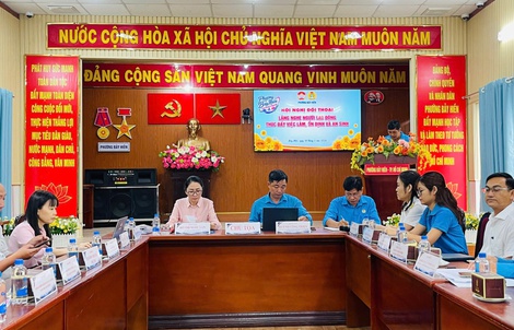 Đối thoại với lãnh đạo địa phương, người lao động mong được kết nối giới thiệu việc làm