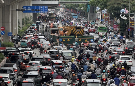 Hà Nội dự kiến chưa cấm xe máy xăng tại vùng lõi từ 1-7