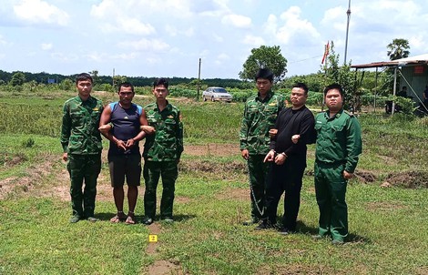 Truy đuổi và khống chế 2 đối tượng với biểu hiện nghi vấn ở khu vực biên giới Tây Ninh