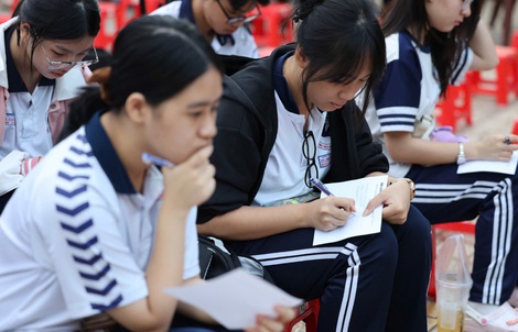 TPHCM công bố số lượng nguyện vọng thi lớp 10: Tỉ lệ chọi gây bất ngờ