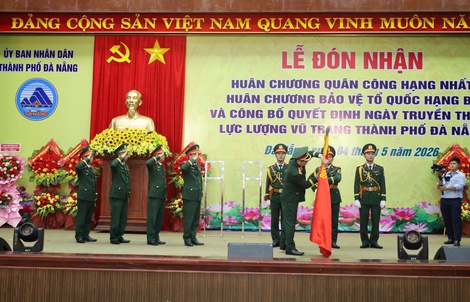Hai huân chương cao quý được trao tặng cho lực lượng vũ trang TP Đà Nẵng