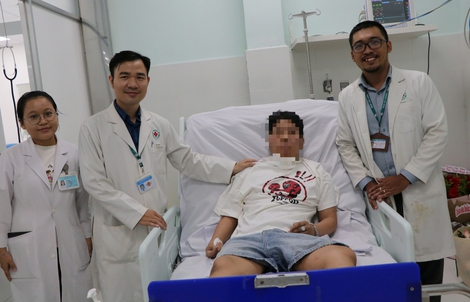 Chàng trai 18 tuổi ngưng tim khi chơi thể thao, xuất viện sau 86 ngày "chiến đấu"