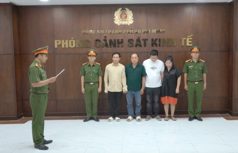Công an TPHCM bắt Giám đốc Công ty Thư Trần Hớn