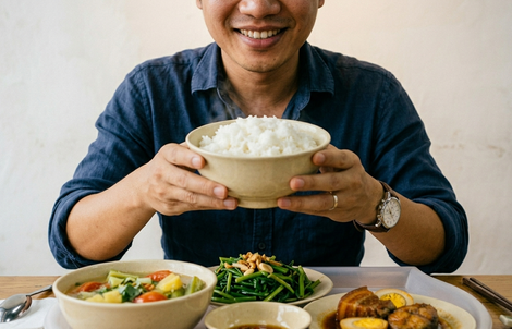 Lỡ ăn nhiều tinh bột, hãy làm điều này 2 phút