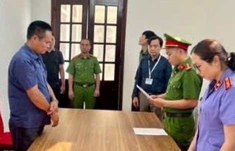 Bắt một cựu cán bộ địa chính