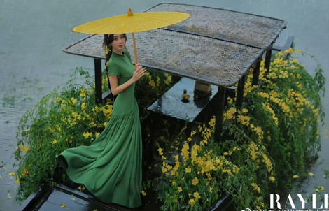 Angelababy khoe vẻ đẹp huyền ảo như tranh, như thơ