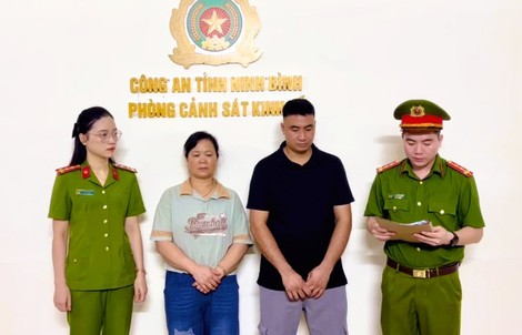 Bán bánh đúc có chứa hàn the, 2 người bị khởi tố