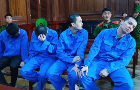  "Bảo kê" vỉa hè, 5 thành viên tổ trật tự đô thị hầu tòa