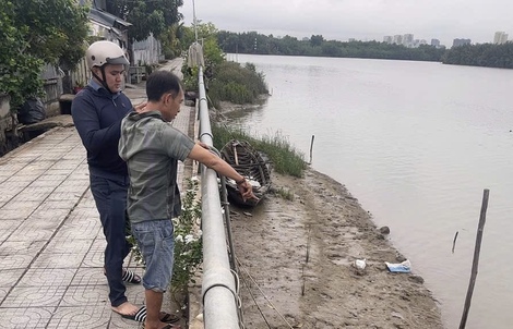 TPHCM: Đang uống cà phê thì bị công an ập vào bắt