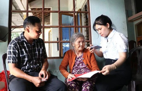 NHỮNG CÂU CHUYỆN NHỎ: Cuốn sổ trong con hẻm nhỏ