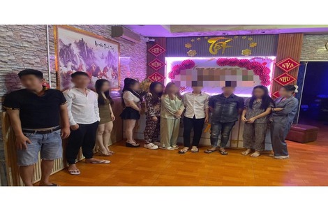 Bí mật bên trong 2 cơ sở massage trá hình tổ chức mua bán dâm ở Tây Ninh