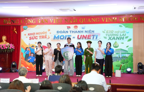 Gay cấn thi tranh tài hiểu biết về xăng E10