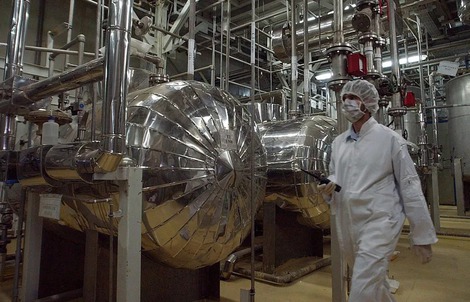 Iran đánh sập đường hầm, gài mìn phong tỏa kho uranium trước cảnh báo của ông Donald Trump