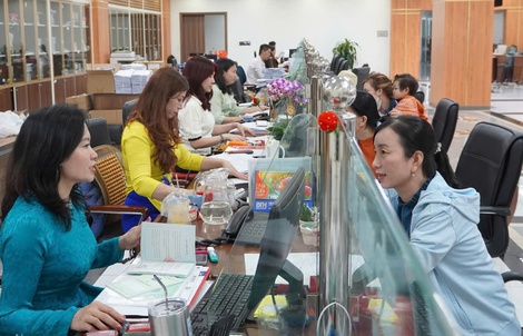 Không "giơ cao đánh khẽ"