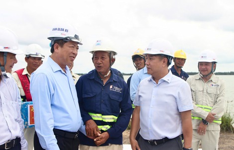 Bộ trưởng Bộ Xây dựng nói về hệ lụy khi người lao động "nhảy" việc liên tục