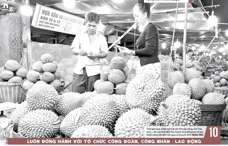 Báo in ngày 16-6: Mẩu giấy trên mâm cơm để phần