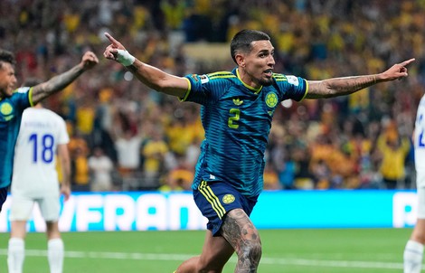 Uzbekistan có bàn lịch sử, nỗ lực bất thành trước Colombia ở World Cup