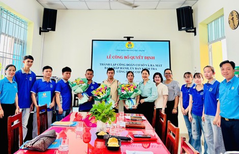 Thêm 3 Công đoàn cơ sở được thành lập tại phường Phú Thạnh