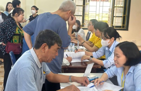 Hơn 20.000 người có nguy cơ gián đoạn nhận lương hưu tháng 7