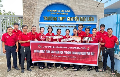 Agribank -Từ dòng tín dụng chủ lực đến chiến lược “Phụng sự từ trái tim” (Kỳ 3)