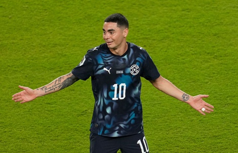 World Cup 2026: Xác định 2 đội tuyển sớm dừng bước, thẻ đỏ lịch sử và tranh cãi