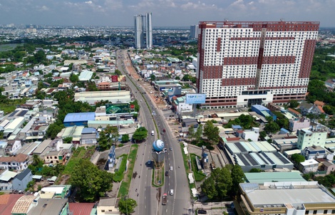 Toàn cảnh Quốc lộ 13 sau gần 4 năm mở rộng lên 8 làn xe