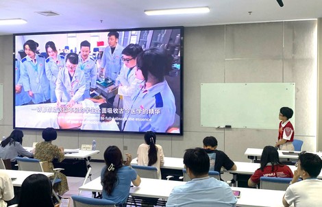 Sinh viên Việt Nam giành huy chương vàng cuộc thi Kỹ năng nghề Y học cổ truyền Việt - Trung