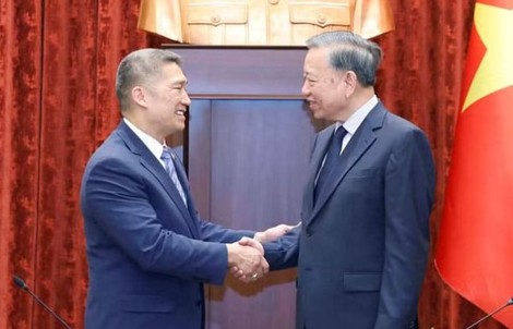 Tổng Bí thư, Chủ tịch nước Tô Lâm tiếp Quyền Bộ trưởng Hải quân Mỹ Hùng Cao