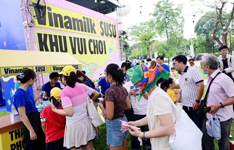 Cùng Vinamilk trải nghiệm ngày hè tại Phú Mỹ Hưng