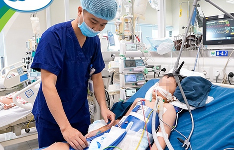 Sai lầm khi sơ cứu trẻ đuối nước khiến bác sĩ đau lòng