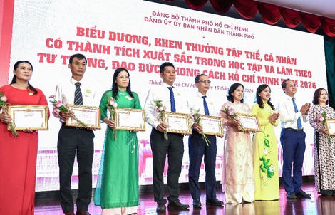 Lan tỏa tinh thần phục vụ từ ngành nước thành phố