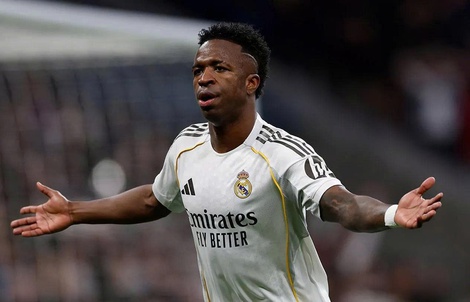 Vinicius và cuộc chuyển giao quyền lực ở tuyển Brazil